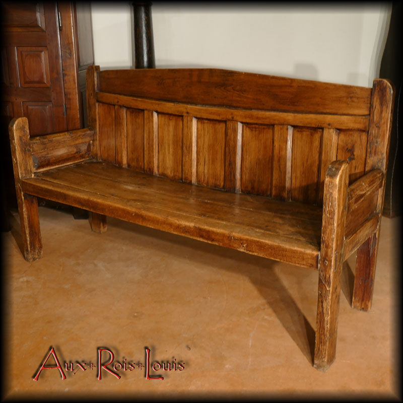 Grand banc de cheminée en sapin – XIXᵉ – Pyrénées