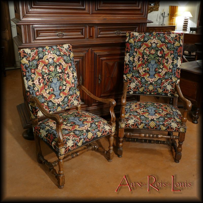 Couple of oak armchairs – Louis XIV – South West – Aux-Rois-Louis