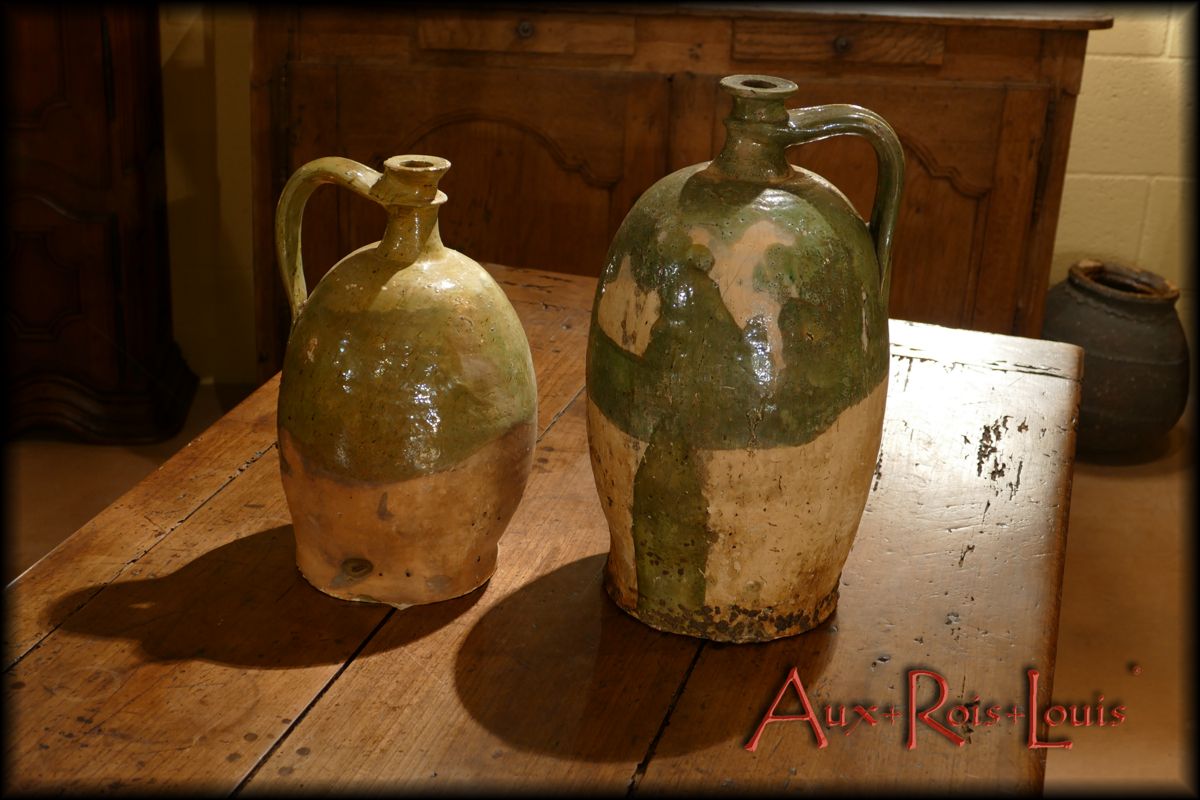 Two water jugs – 19ᵗʰ century – Sadirac – Gironde