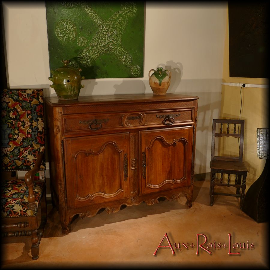 Buffet en merisier – Régence Louis XV – XVIIIᵉ siècle – Aveyron – [ME047]