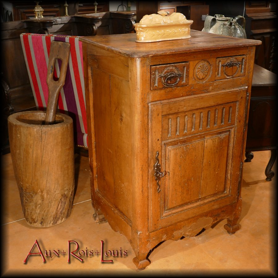 Jam cabinet in cheery – late 18th century – Périgord – [MP023]