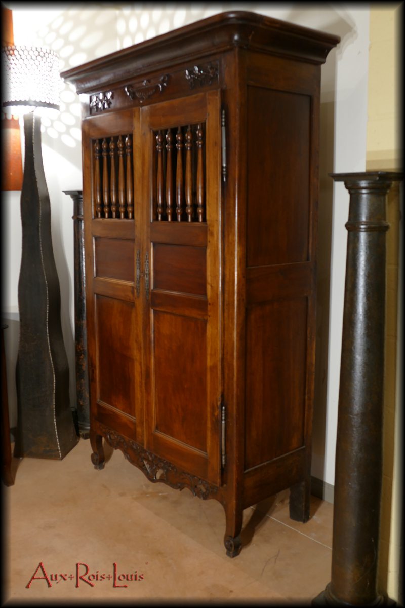 Walnut pantry cabinet - 19th century - Provence - [MP026]