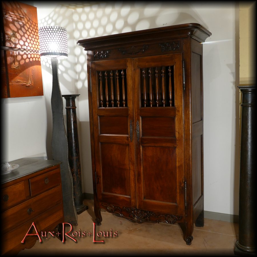 Armoire garde-manger en noyer – XIXᵉ siècle – Provence – [MP026]