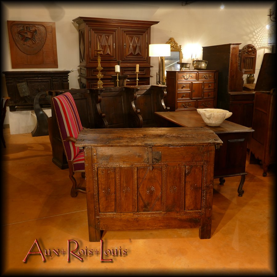 Oak wedding chest – 18th century – Auvergne – [MP028]