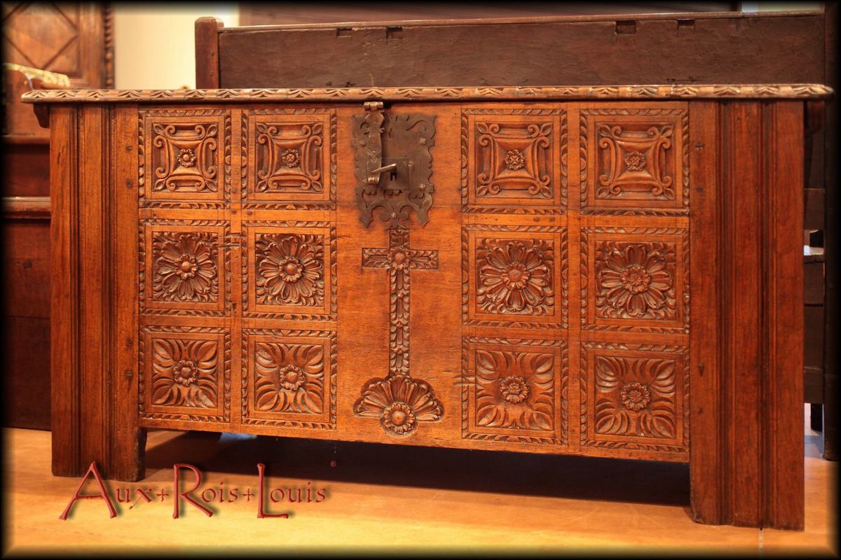 Ash wedding chest – 17th century – South-West